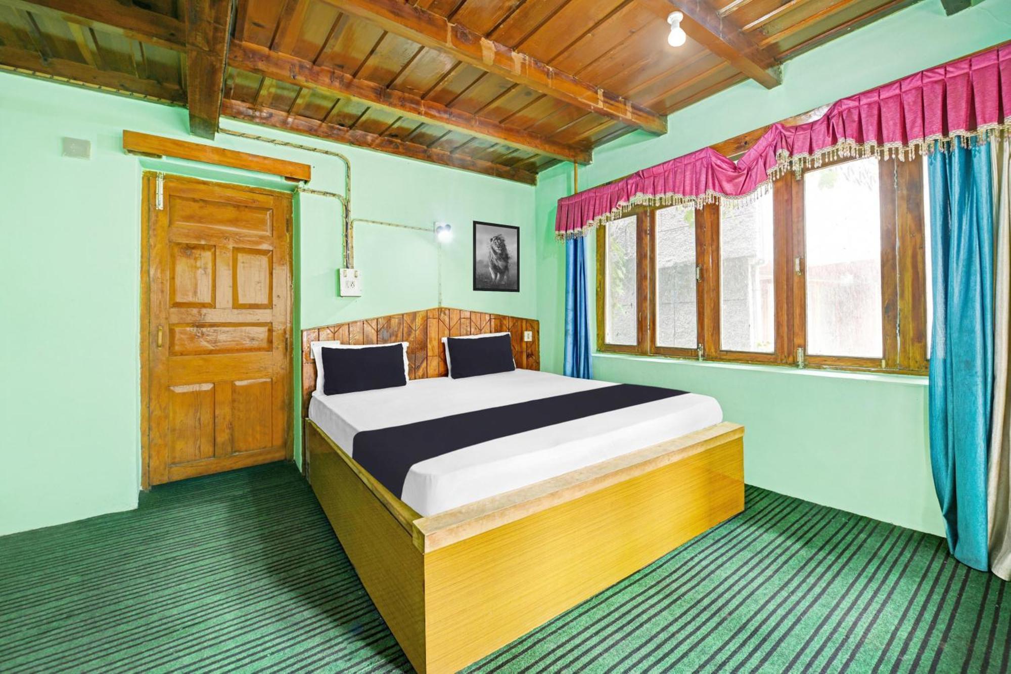 Hotel O Chaman Manāli エクステリア 写真