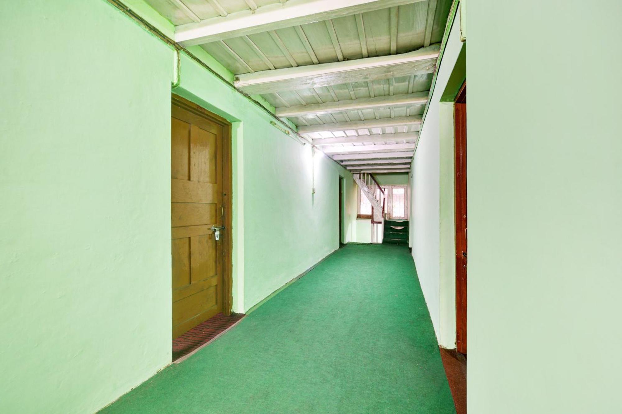 Hotel O Chaman Manāli エクステリア 写真