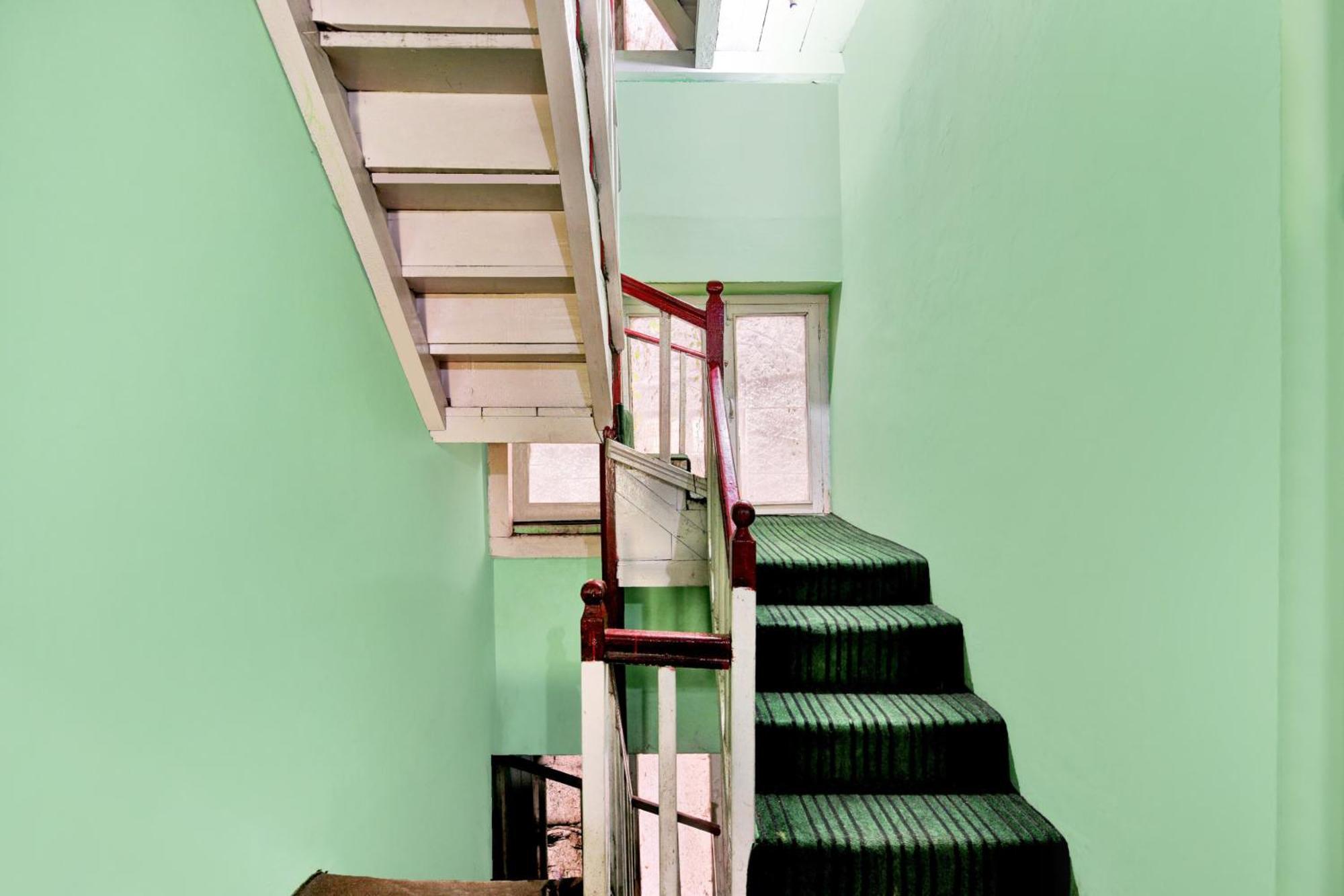 Hotel O Chaman Manāli エクステリア 写真
